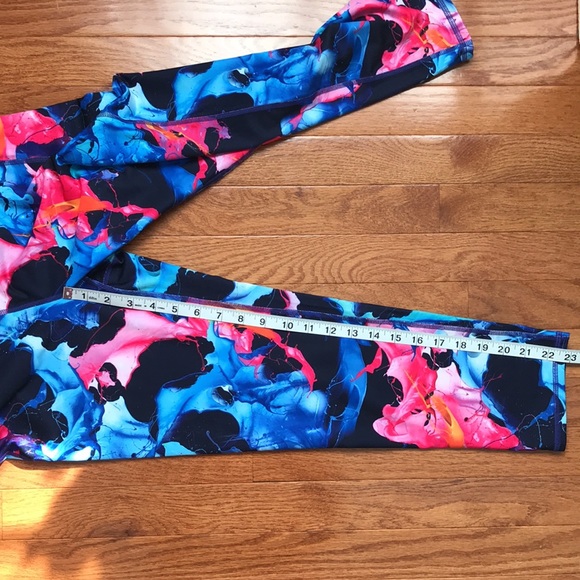 Athleta capri legging - Picture 10 of 13